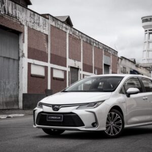 Sucata Toyota Corolla Hybrid 2021
